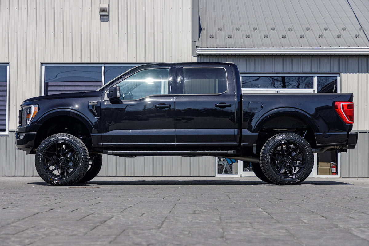 2023 Ford F-150 XLT #PFC85948
