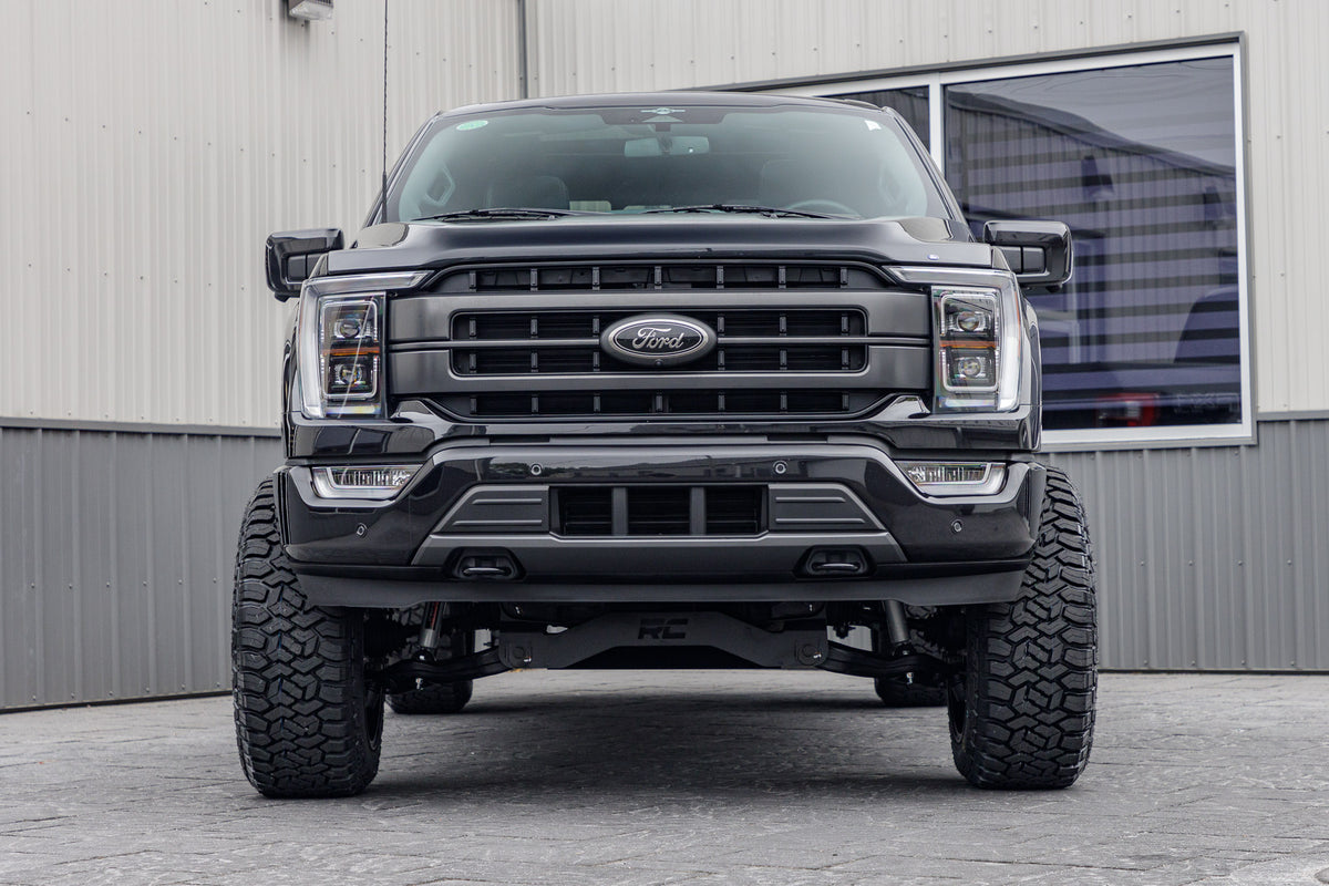 2023 Ford F-150 Lariat #PFC01029