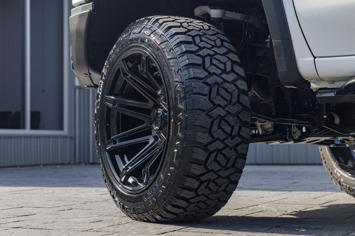 2023 Chevrolet Silverado 1500 ZR2 #PG324676
