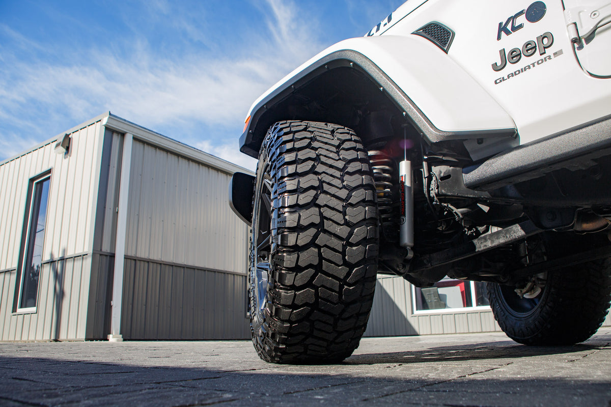 2023 Jeep Gladiator with Fuel Flux - Krietz Customs gallery image 04 - Stock # PL539712