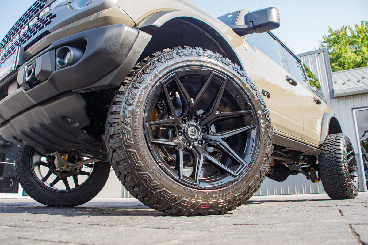 2025 Ford Bronco with Fuel Flux - Krietz Customs gallery image 03 - Stock # SLA47953