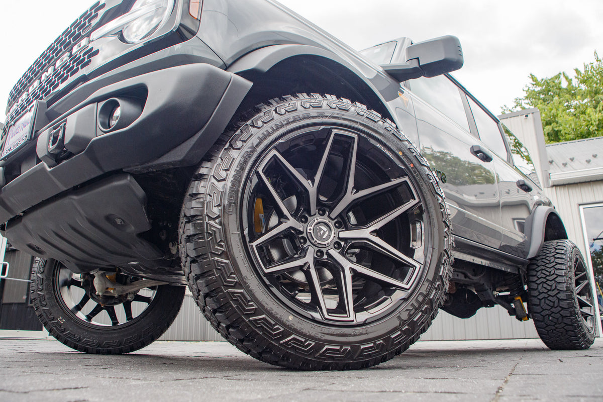 2025 Ford Bronco with Fuel Flux - Krietz Customs gallery image 03 - Stock # SLB27403