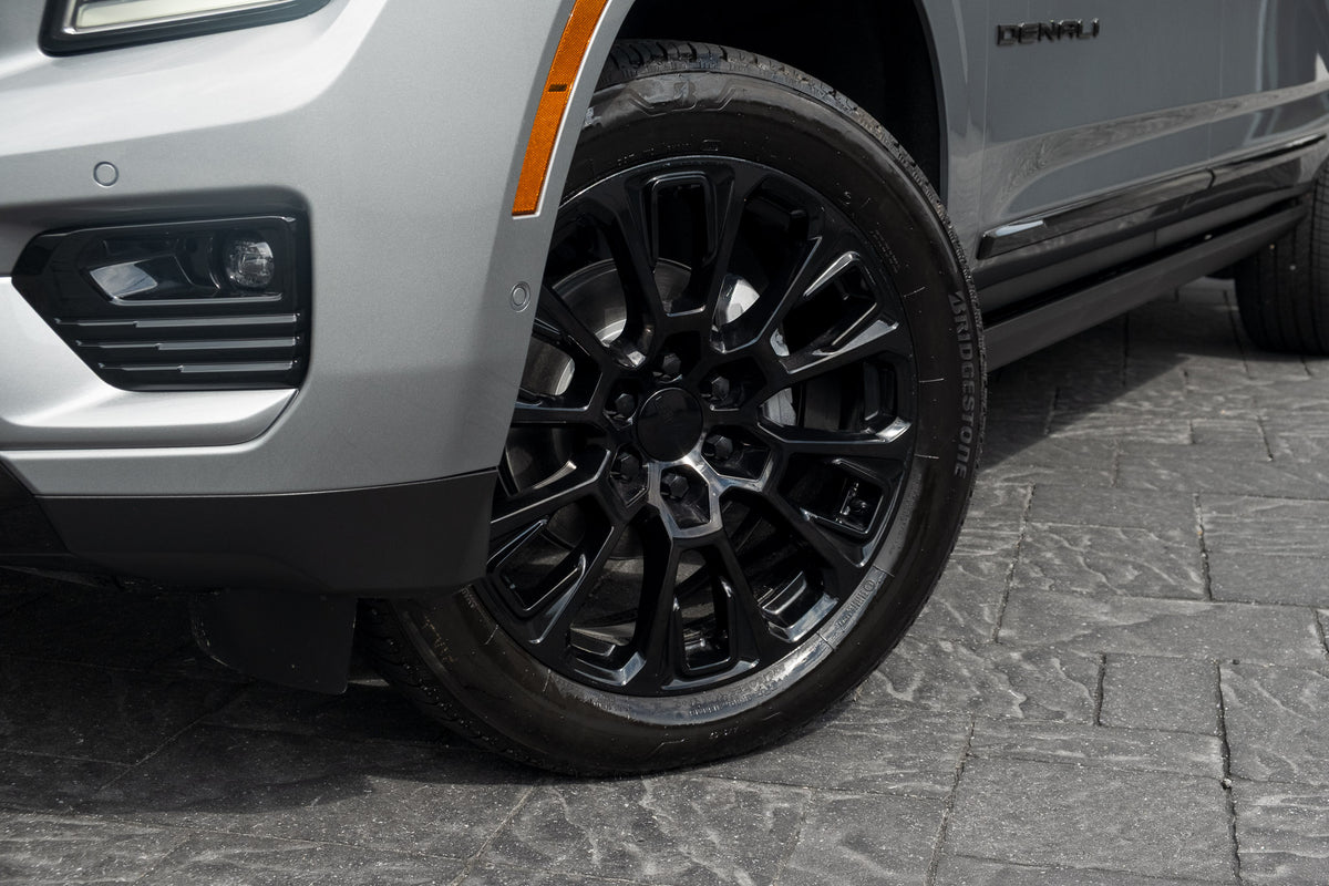 2025 GMC Yukon XL with GMC Stock - Krietz Customs gallery image 03 - Stock # SR348151