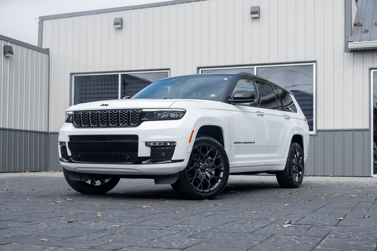 2025 Jeep Grand Cherokee L with White - Krietz Customs gallery image 02 - Stock # S8686935