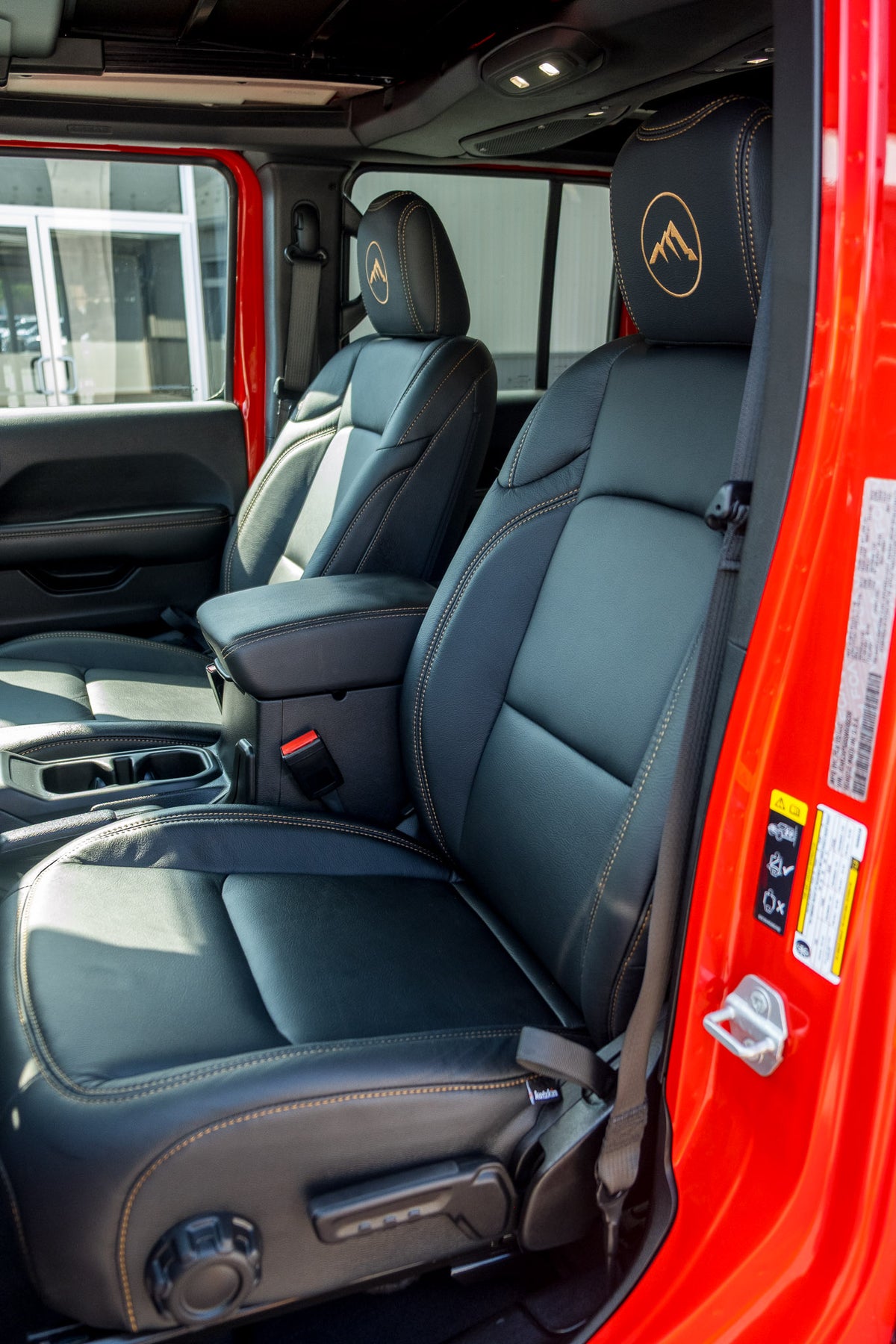 2025 Jeep Wrangler with Fuel Flux - Krietz Customs gallery image 07 - Stock # SW600238