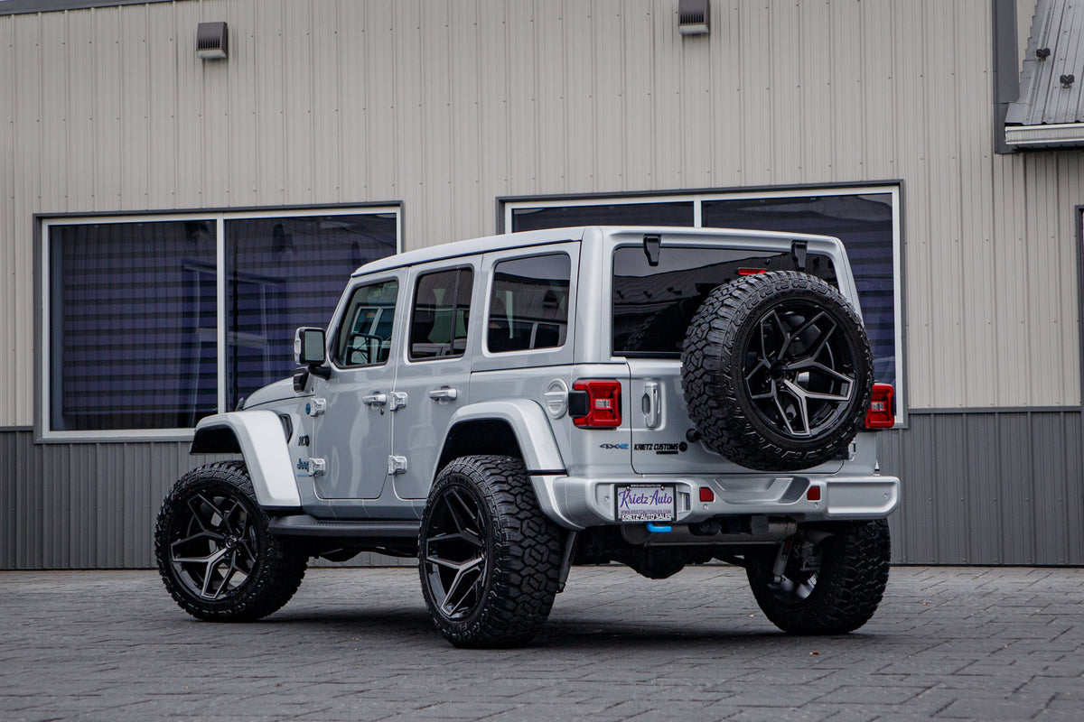 2023 Jeep Wrangler Sahara 4XE #PW651618
