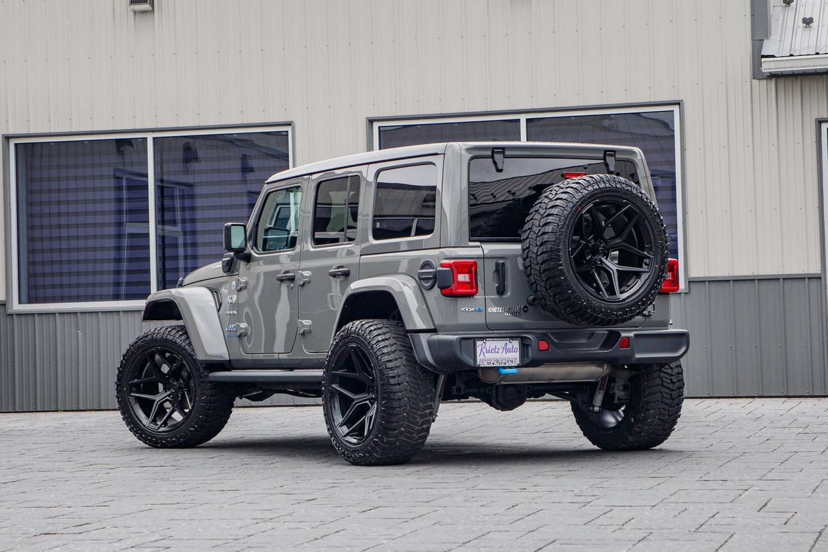 2023 Jeep Wrangler Sahara 4XE #PW556150