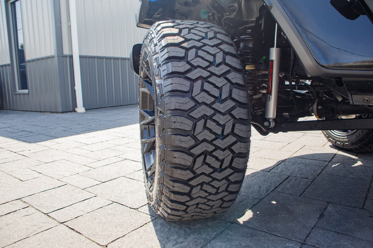 2025 Jeep Wrangler Sahara 4XE #SW579097