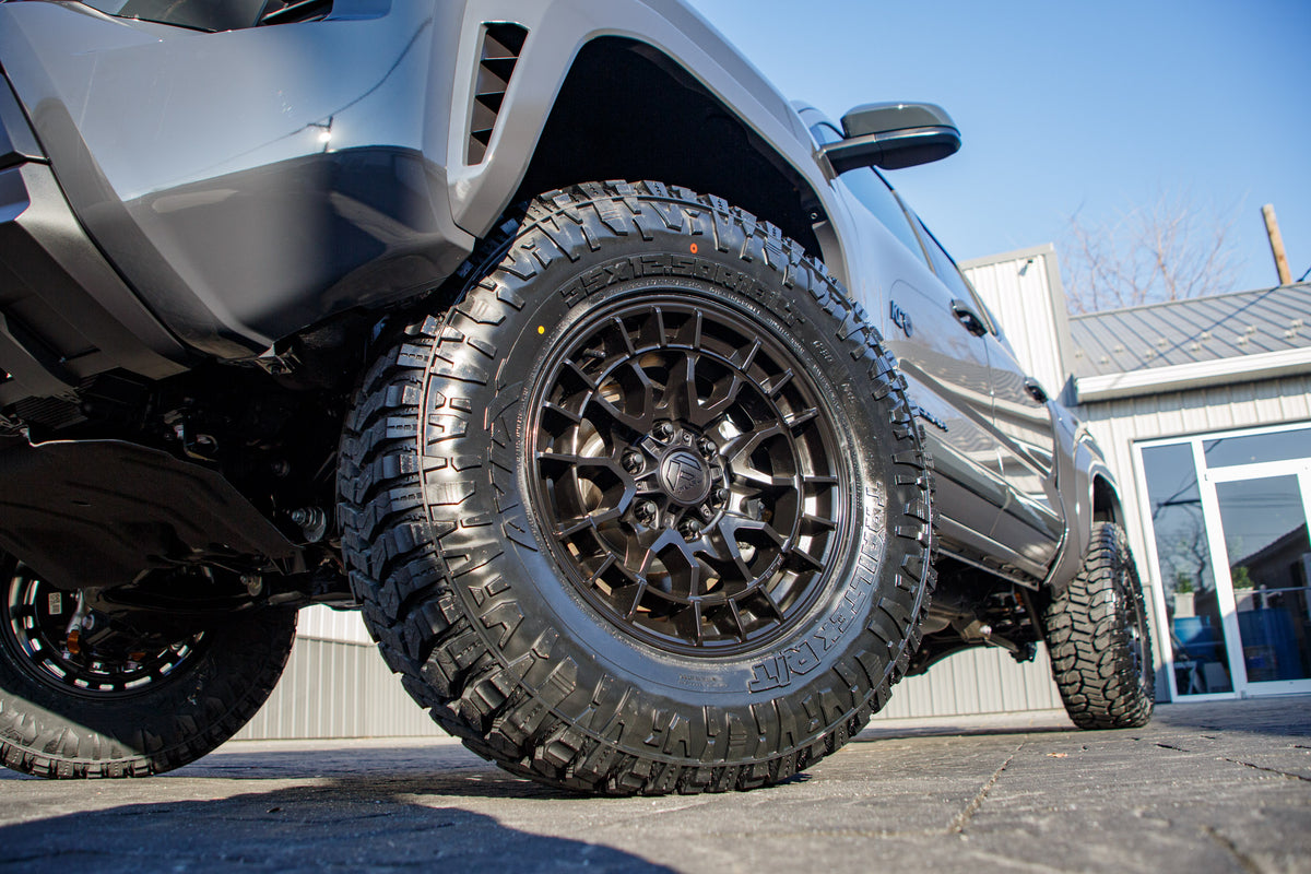 2025 Toyota Tacoma TRD Off-Road #SM205732