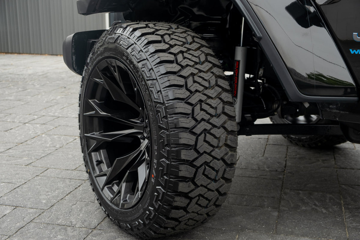 2025 Jeep Wrangler Sahara 4XE #SW599309