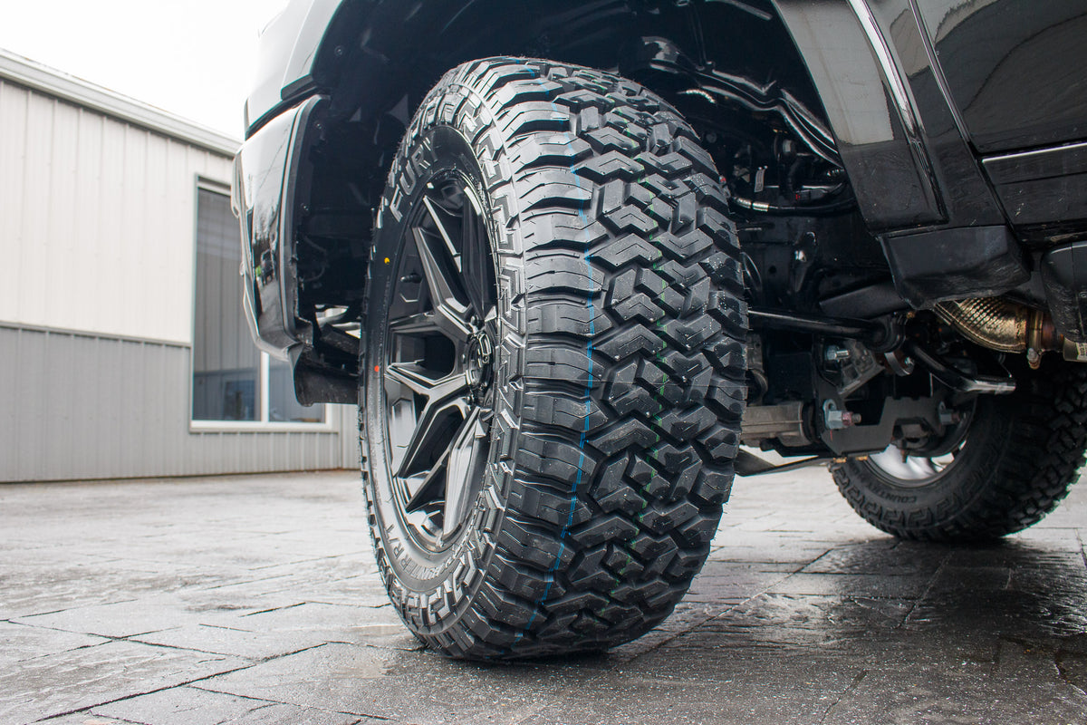 2025 Ram 1500 Limited #SN687073