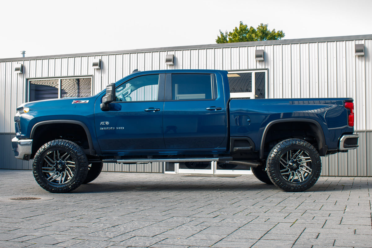 2023 Chevrolet Silverado 3500 HD LT #P1711025