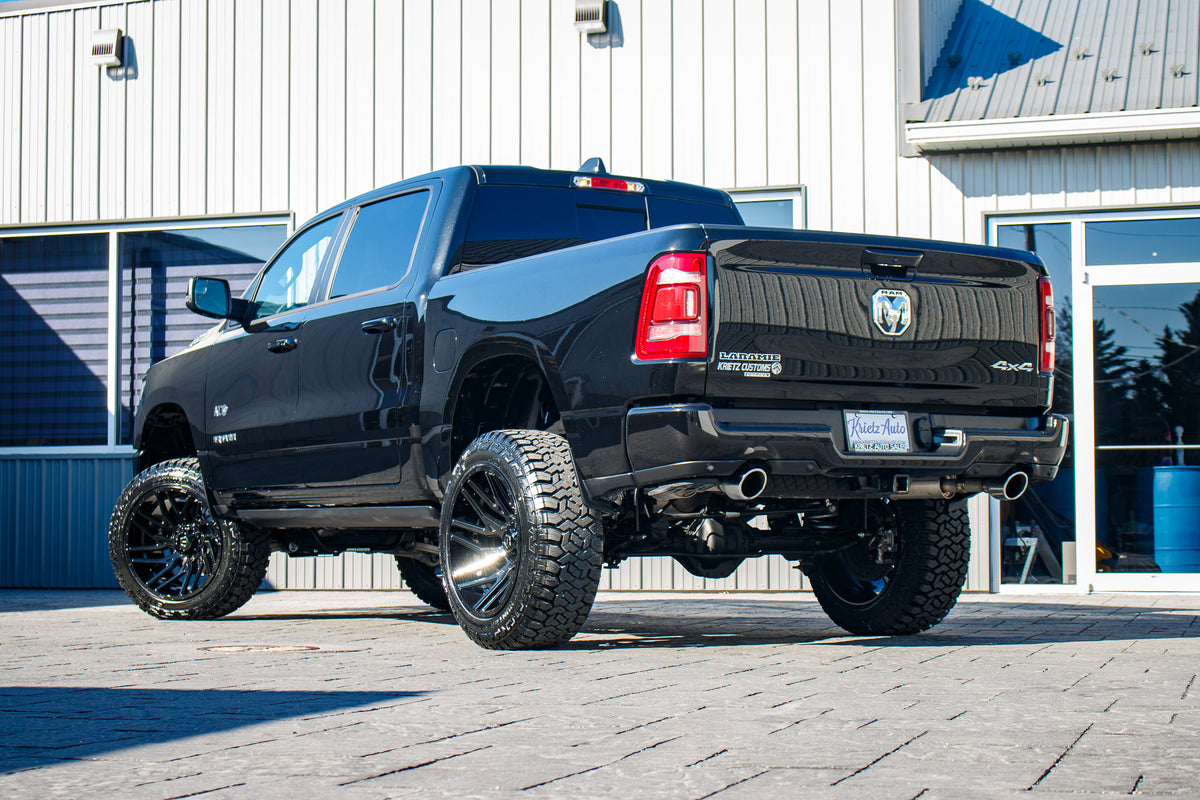 2024 Ram 1500 Laramie #RN210815