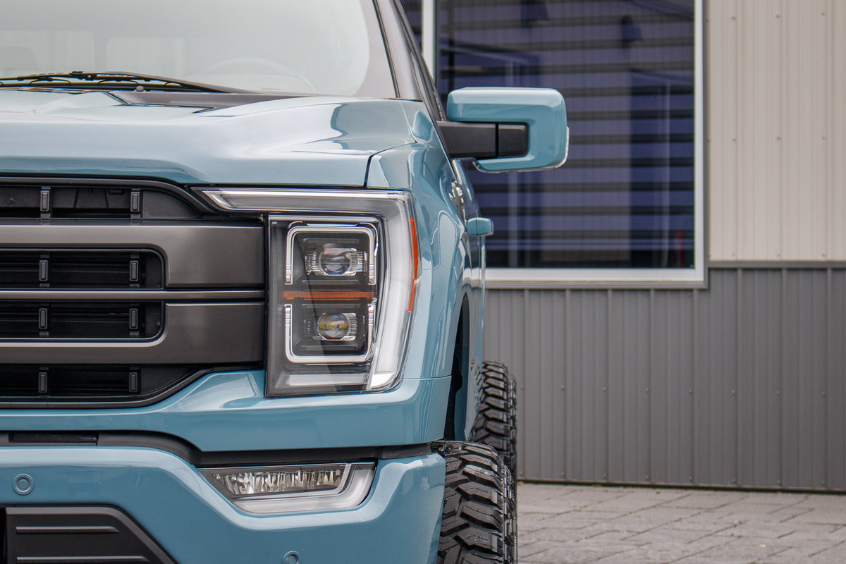 2023 Ford F-150 Lariat #PKD42977
