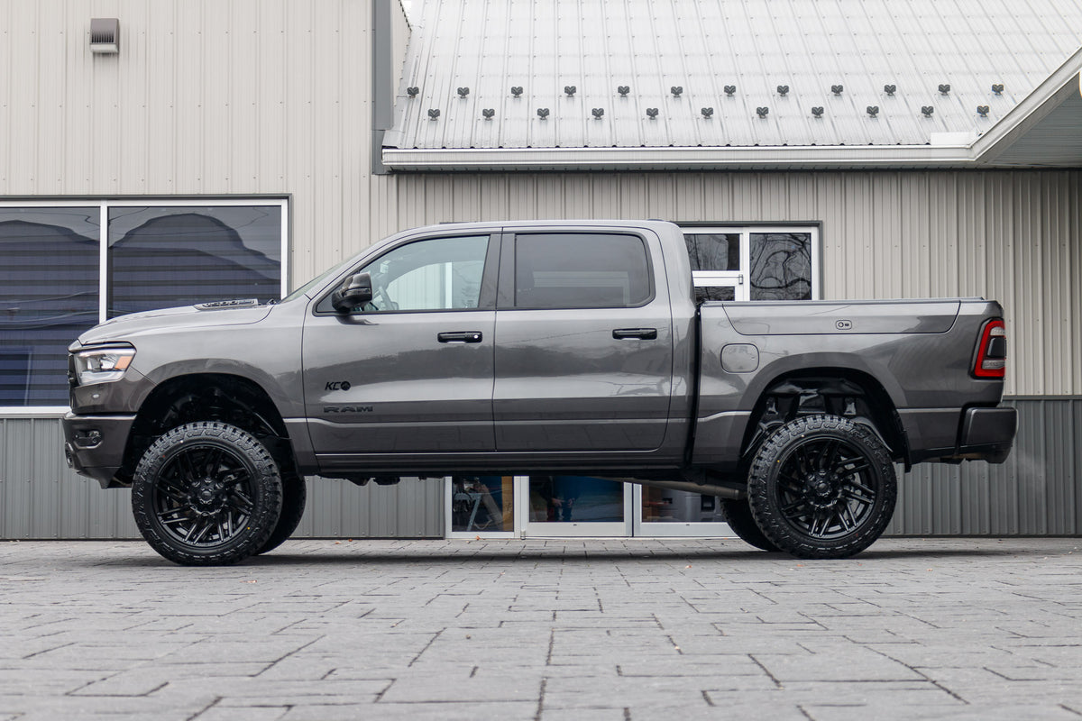 2024 Ram 1500 Laramie #RN152869
