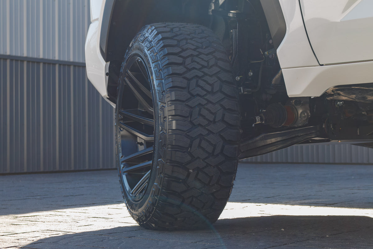 2025 Toyota Tundra SR5 #SX242002