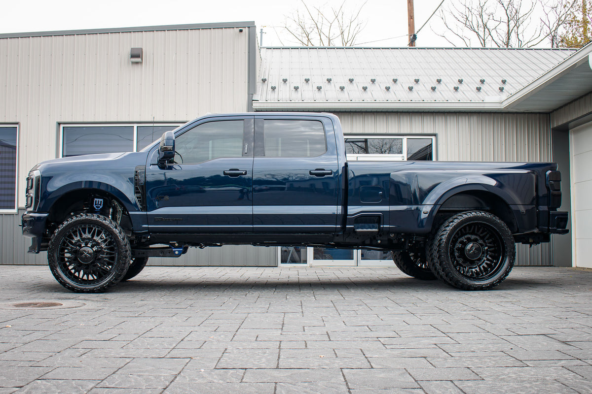 2024 Ford F-350 Super Duty Lariat #REE69146