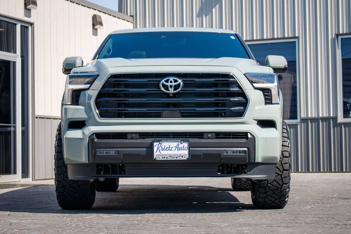 2025 Toyota Sequoia SR5 #SX049084
