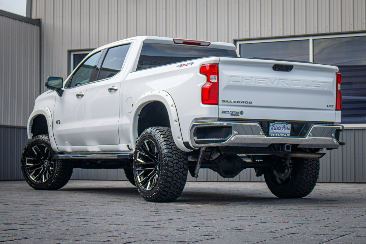 2023 Chevrolet Silverado 1500 LTZ #P1142845