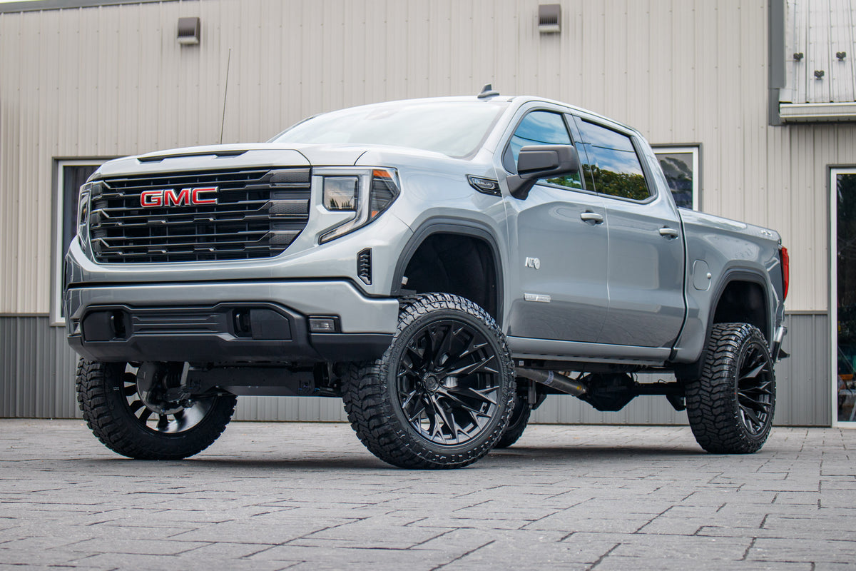 2025 GMC Sierra 1500 Elevation with a 6" Rough Country lift kit, 22x12 Fuel Flame wheels, and 35" Avix Trailtek R/T tires.