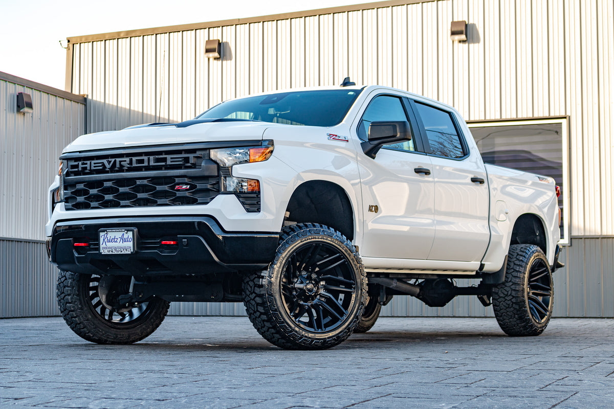 2022 Chevrolet Silverado 1500 Custom Trail Boss #NG608708