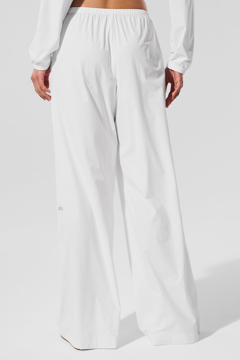 AloBreezy Wide Leg Pant (Long) - White
