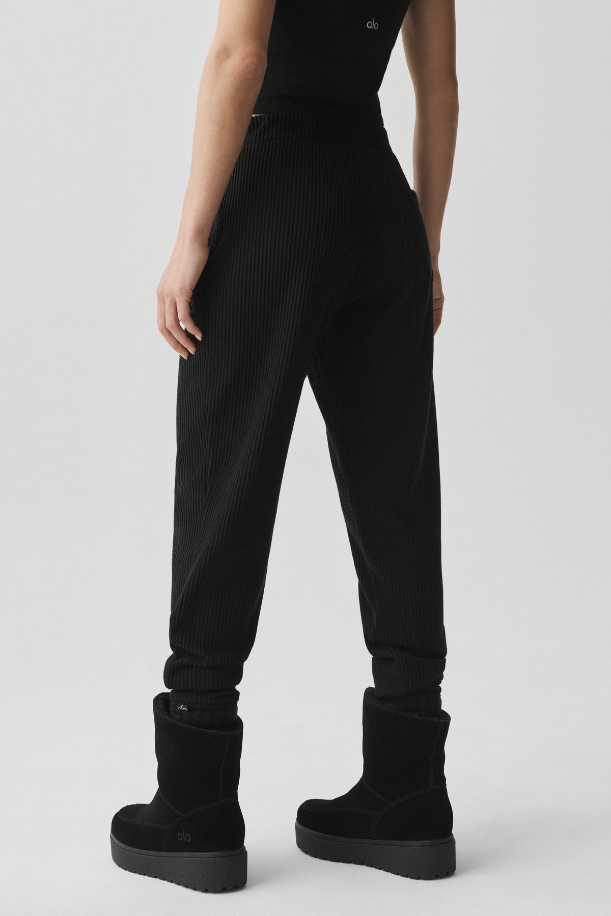 Muse Sweatpant - Black