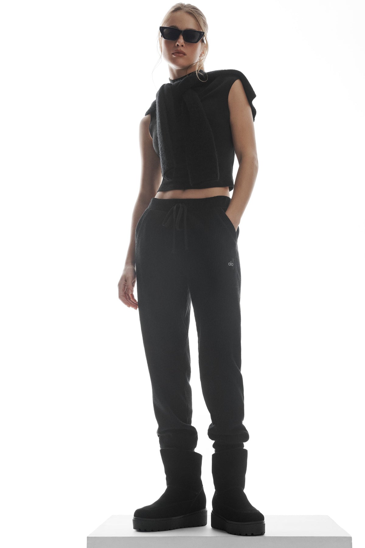 Muse Sweatpant - Black