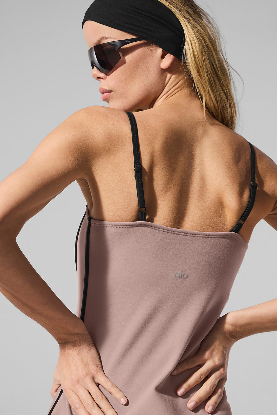 Airbrush Streamlined Dress - Taupe/Black