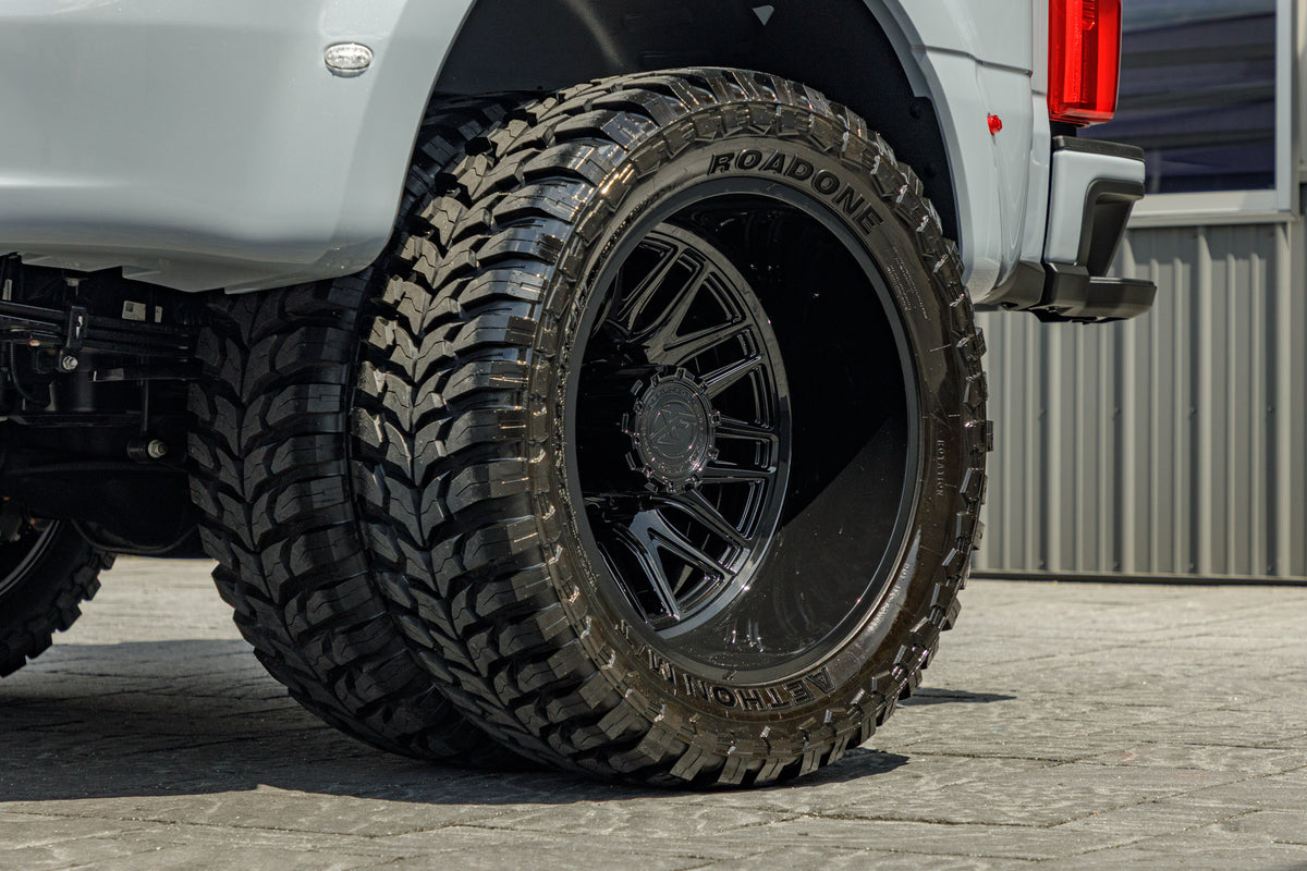 2025 Ford F-450 Super Duty XLT #SED32582