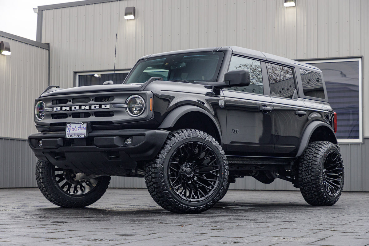 2024 Ford Bronco Big Bend with a 3.5" Rough Country lift kit, 22x12 Fuel Strike wheels, and 35" Fury Country Hunter R/T tires.