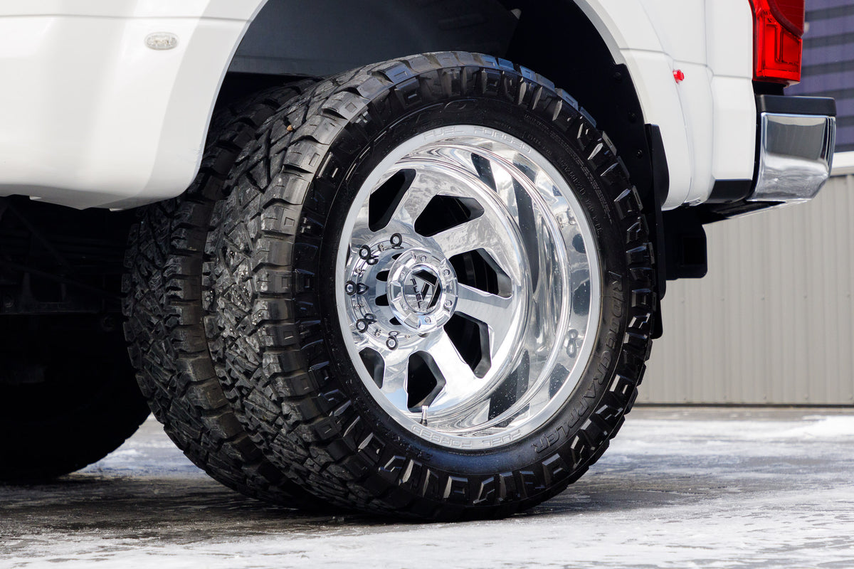 2022 Ford F-350 Super Duty XLT #NEE75013