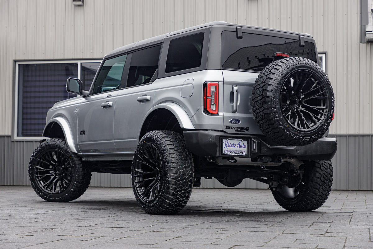 2023 Ford Bronco Outer Banks #PLB28010
