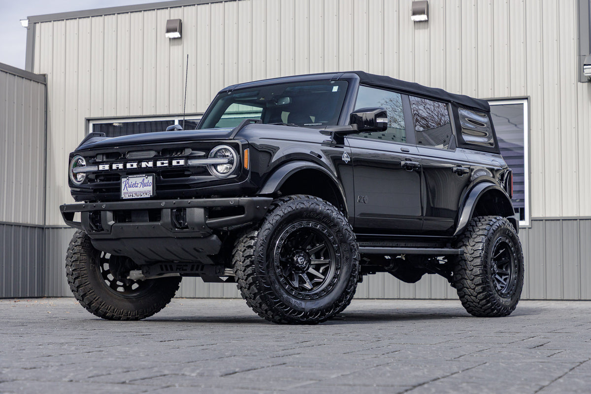 2021 Ford Bronco Outer Banks with a 3.5" Rough Country lift kit, 22x12 Fuel Covert wheels, and 37" Nexen Roadian MTX tires.