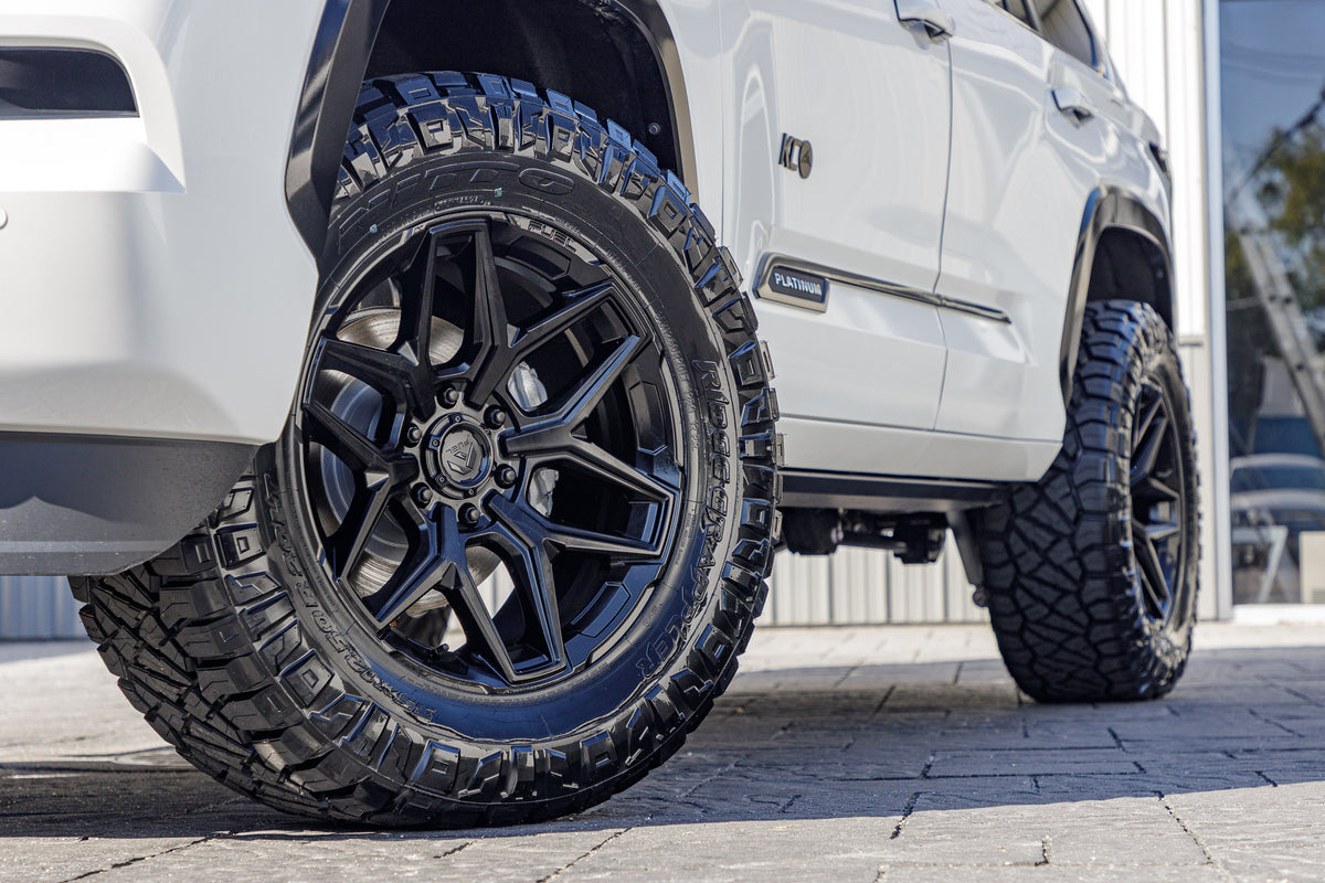 2025 Toyota Sequoia SR5 #SX071838