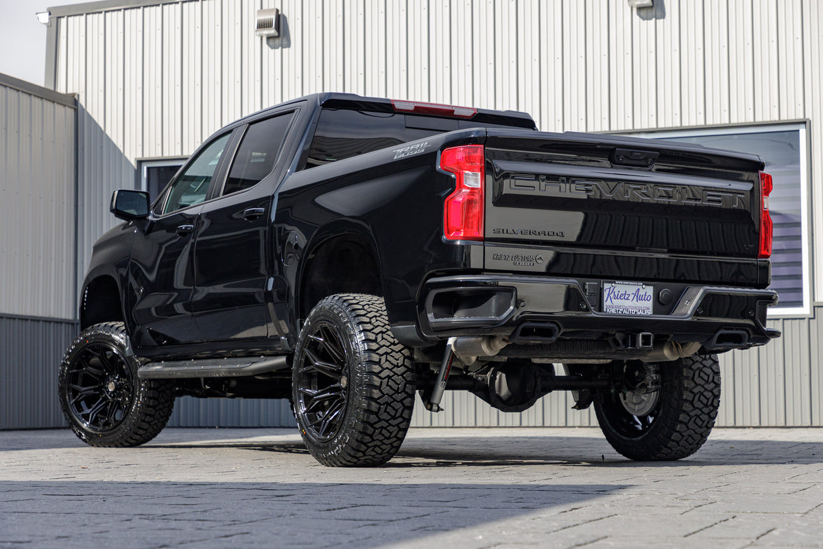 2023 Chevrolet Silverado 1500 LT Trail Boss #PG329479