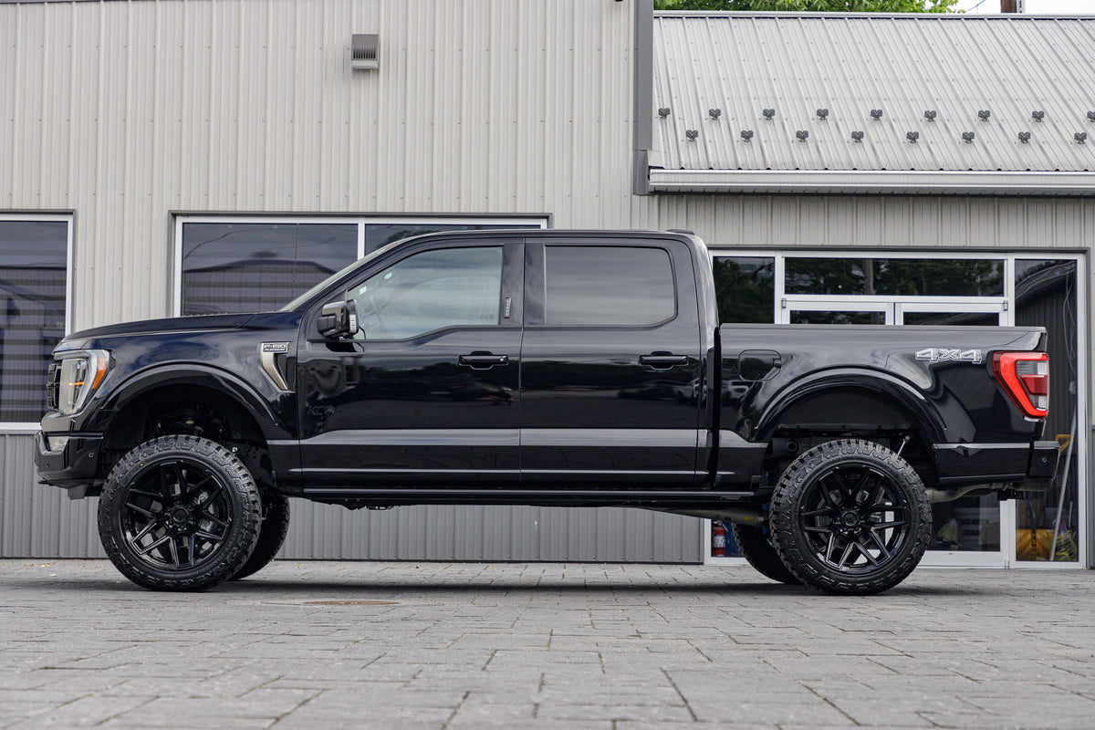 2023 Ford F-150 Platinum #PFC31686