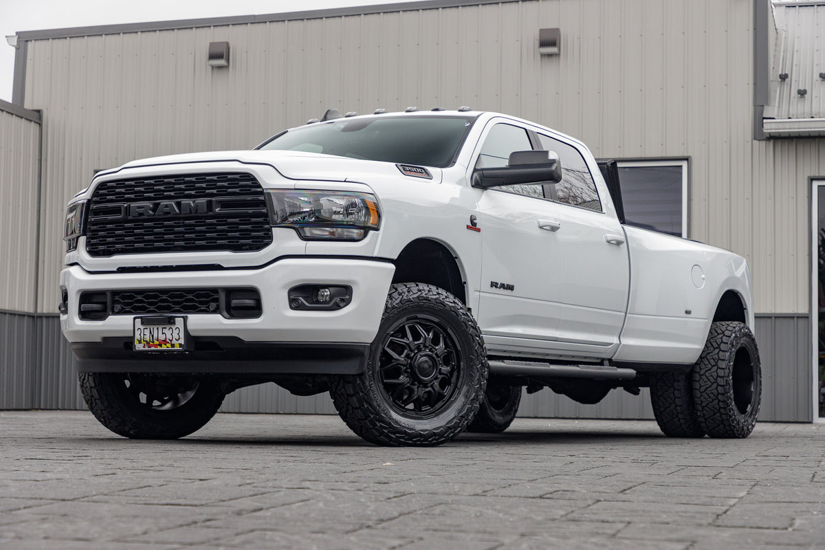 2022 Ram 3500 Lone Star with a 2" BDS leveling kit, 22