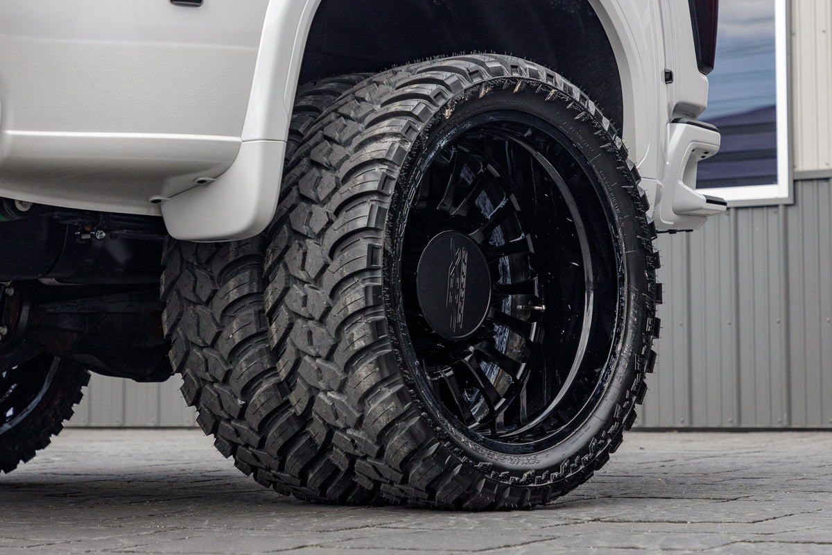 2025 GMC Sierra 3500 HD Denali Ultimate #SF136652