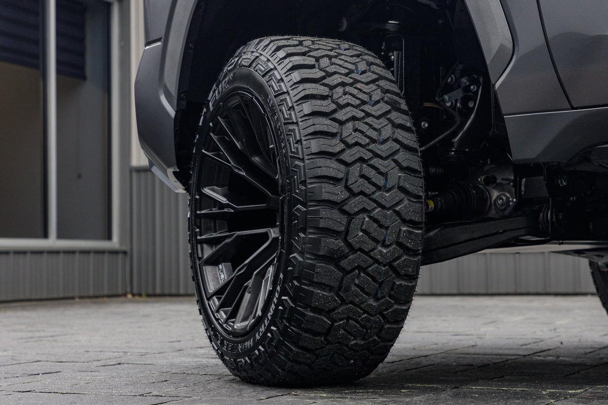 2025 Toyota Tundra Platinum #SX239741