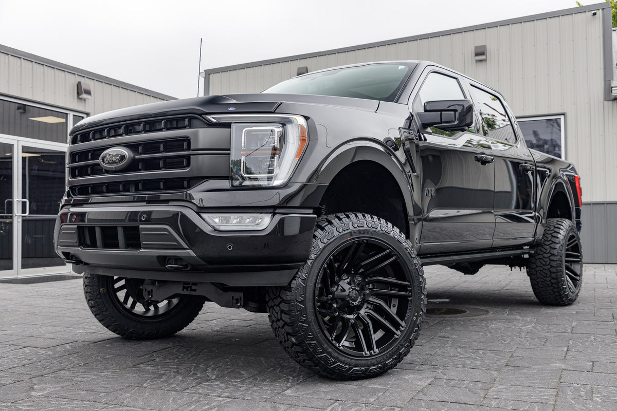2023 Ford F-150 Lariat #PFC01029