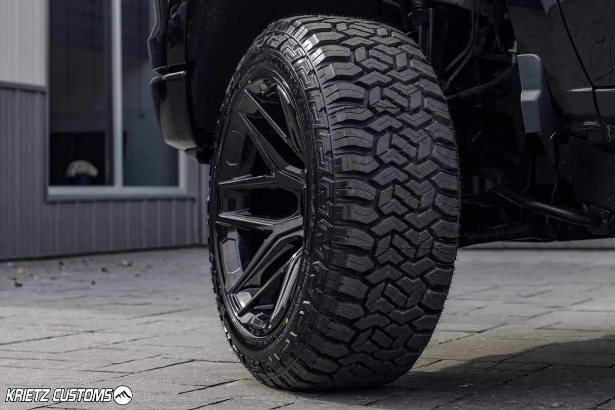 2023 Chevrolet Silverado 1500 Custom Trail Boss #PG179766