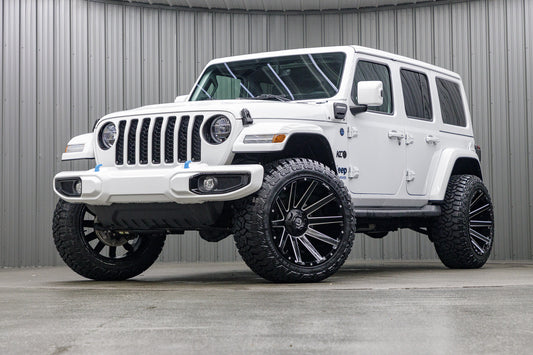 2021 Jeep Wrangler with a 2.5" Rough Country lift kit, 22x12 Fuel Contra wheels, and 35" Fury Country Hunter R/T tires.