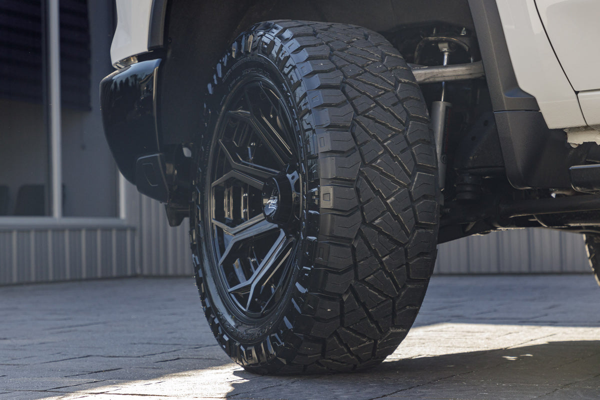 2024 Chevrolet Silverado 2500 HD Custom #RF182918