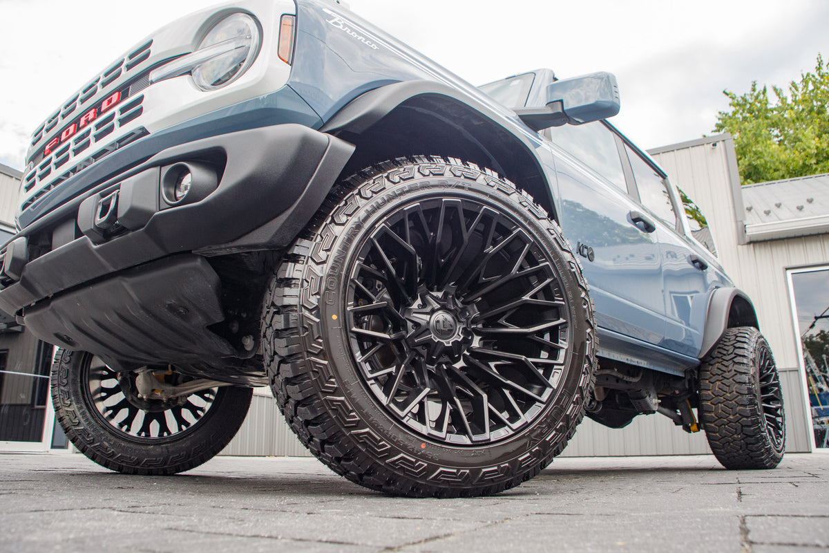 2023 Ford Bronco - Krietz Customs gallery image 02 - Stock # PLA40360