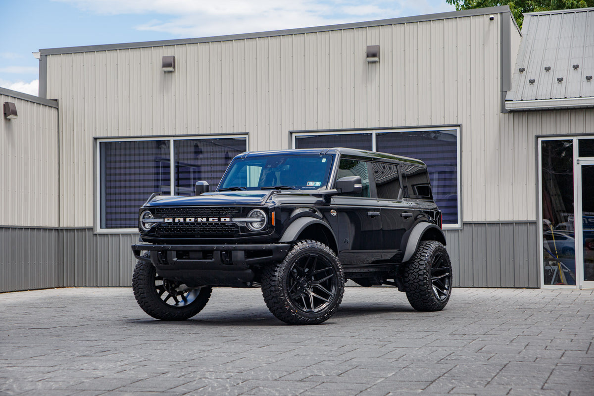 2024 Ford Bronco with Fuel Flux - Krietz Customs gallery image 02 - Stock # RLB46276