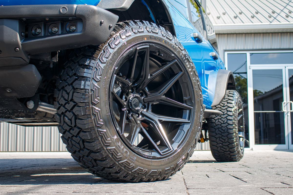 2025 Ford Bronco with Fuel Flux - Krietz Customs gallery image 03 - Stock # SLA41487