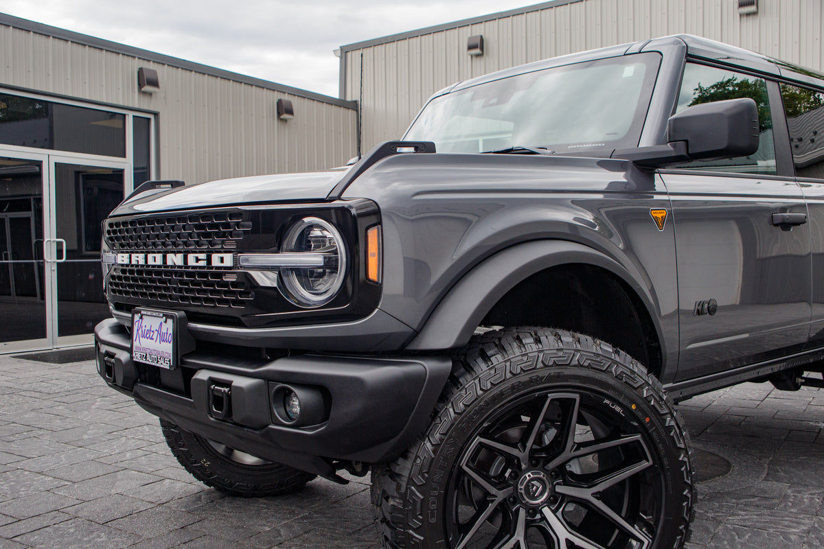 2025 Ford Bronco with Fuel Flux - Krietz Customs gallery image 04 - Stock # SLB27403