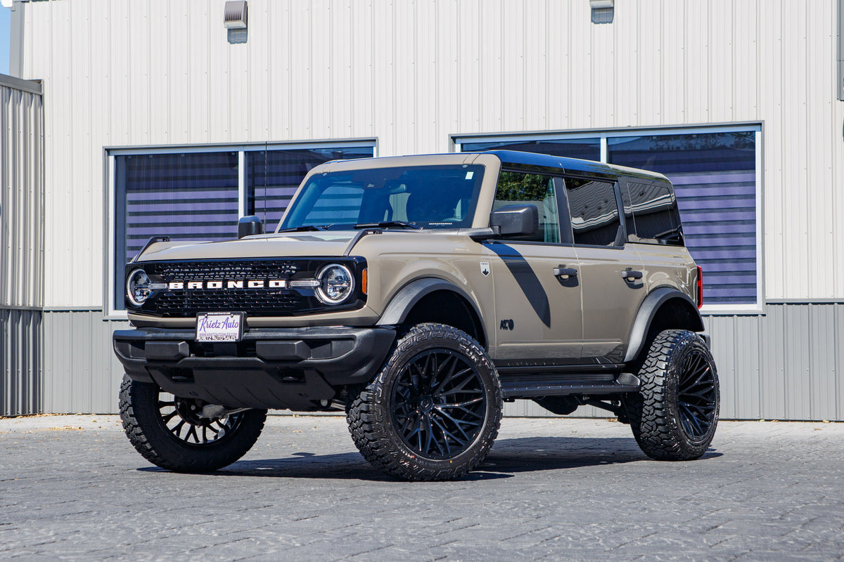 2025 Ford Bronco - Krietz Customs gallery image 02 - Stock # SLB84698