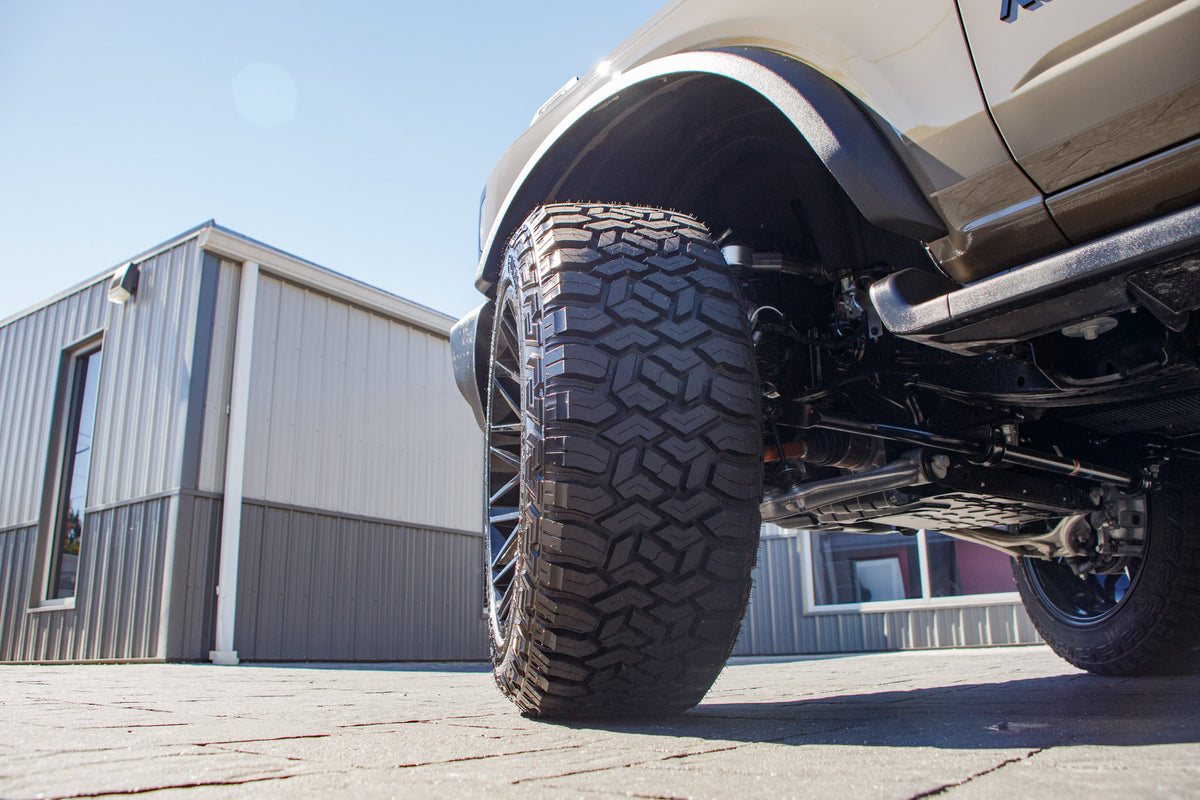 2025 Ford Bronco - Krietz Customs gallery image 04 - Stock # SLB84698